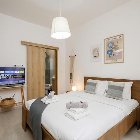 Central Kolonaki Flat C - Greecing Athen Eksteriør billede
